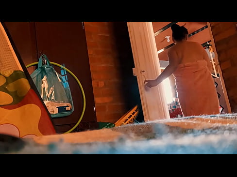 ❤️ عمویم دنبالم می آید داخل حمام، وقتی دوش می گیرم مرا به هم می زند. ❤️ پورنو در ما fa.pornpics-de.ru ❌❤